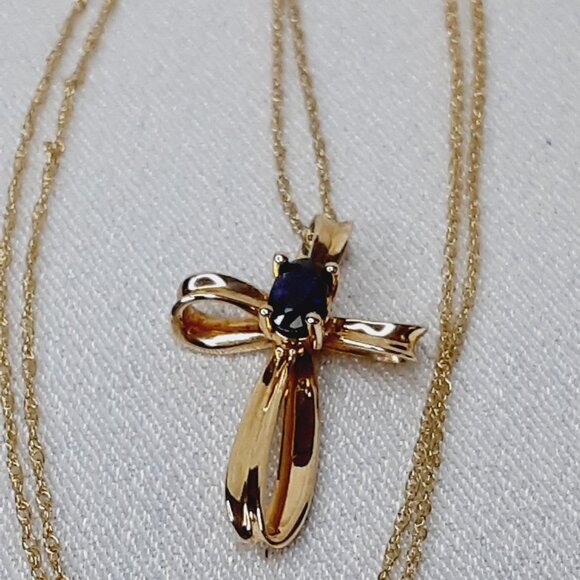 NEW 10kt yellow gold sapphire cross pendant - Picture 5 of 8